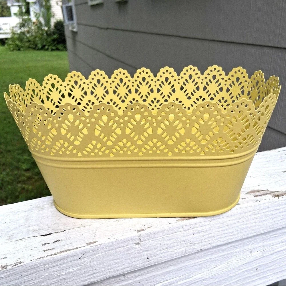 368 Yellow Metal Oval Lace Trimmed Basket Makeup Bathroom Planter Decor